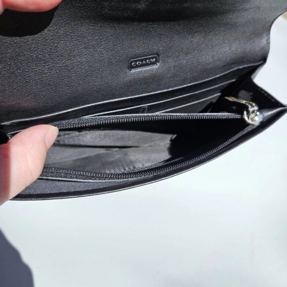 Vintage Coach Soho Y2K Clutch Wallet Trifold Buckle Black GUC - Picture 12 of 12